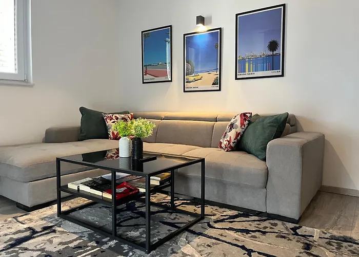 Neue Familienwohnung Meerblick - Klima & Parkplatz * Makarska