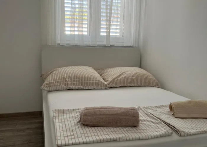 Neue Familienwohnung Meerblick - Klima & Parkplatz 马卡尔斯卡